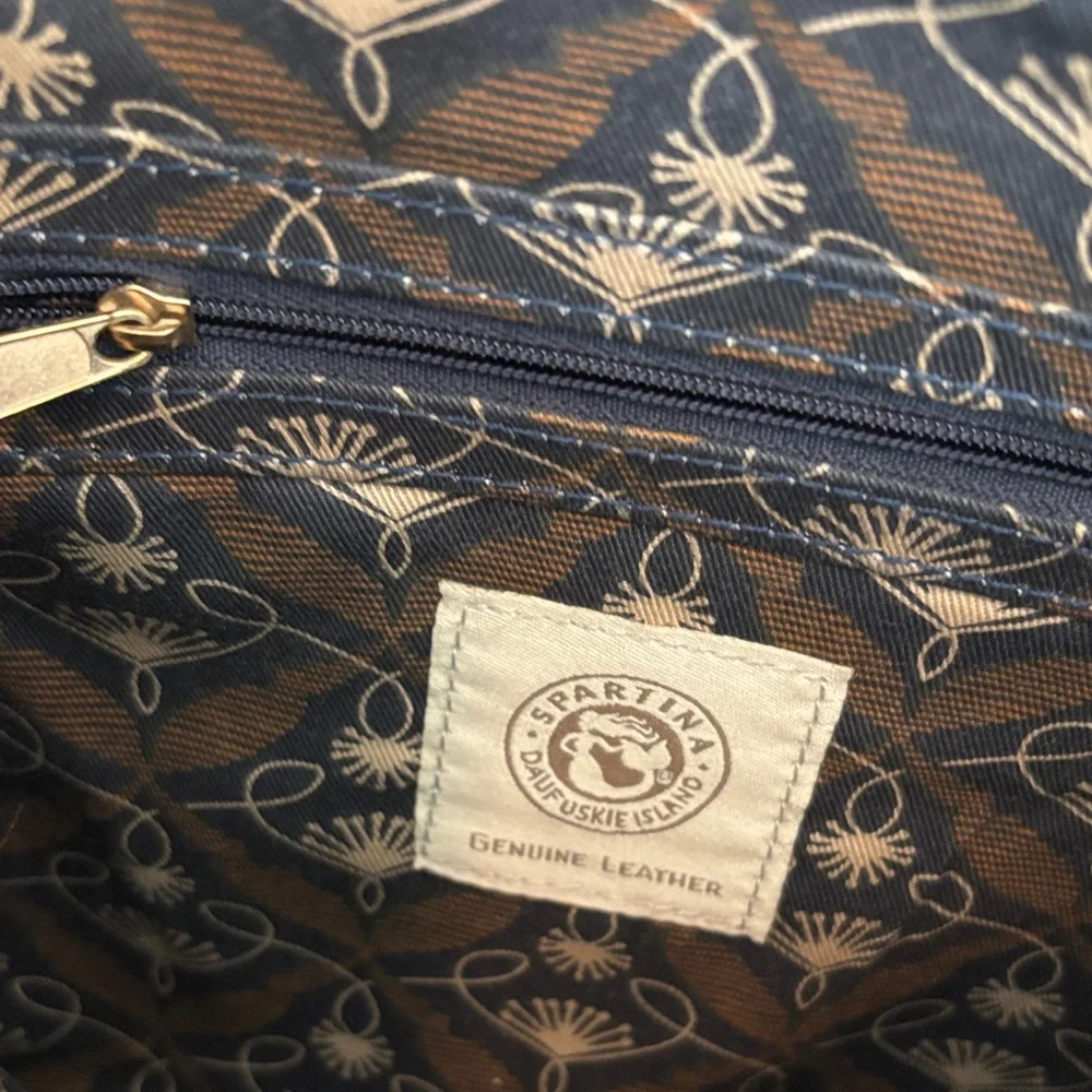 Spartina Gorgeous Gray-Blue Shoulder Bag
